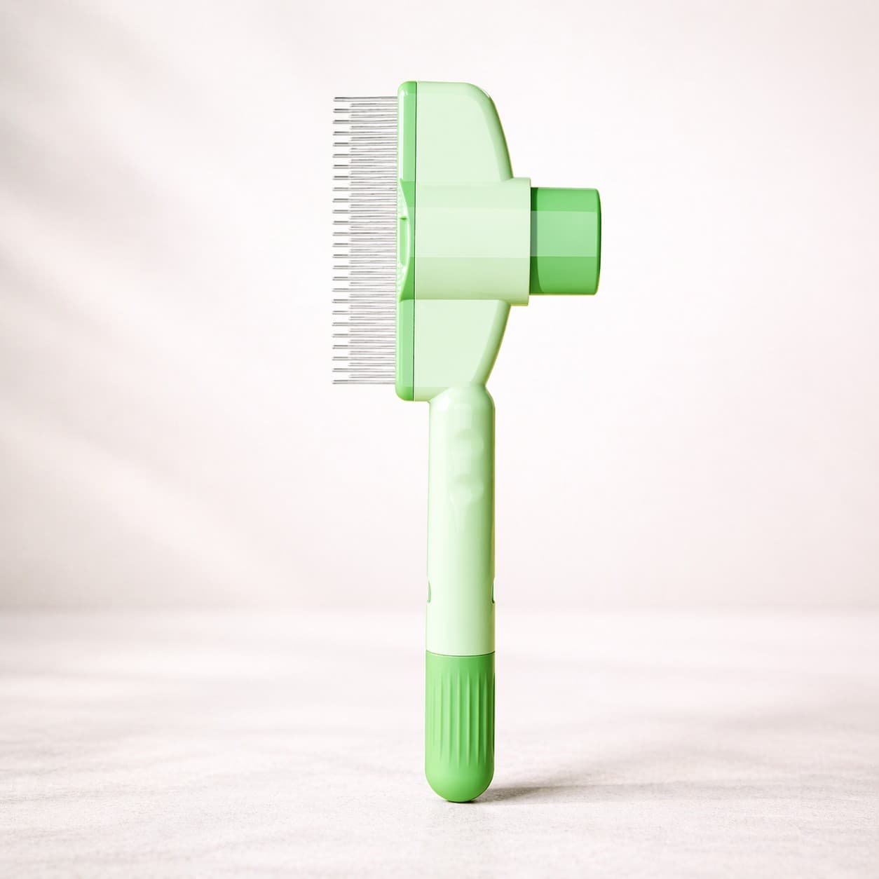 CleanGroom™ Self-Cleaning Brush