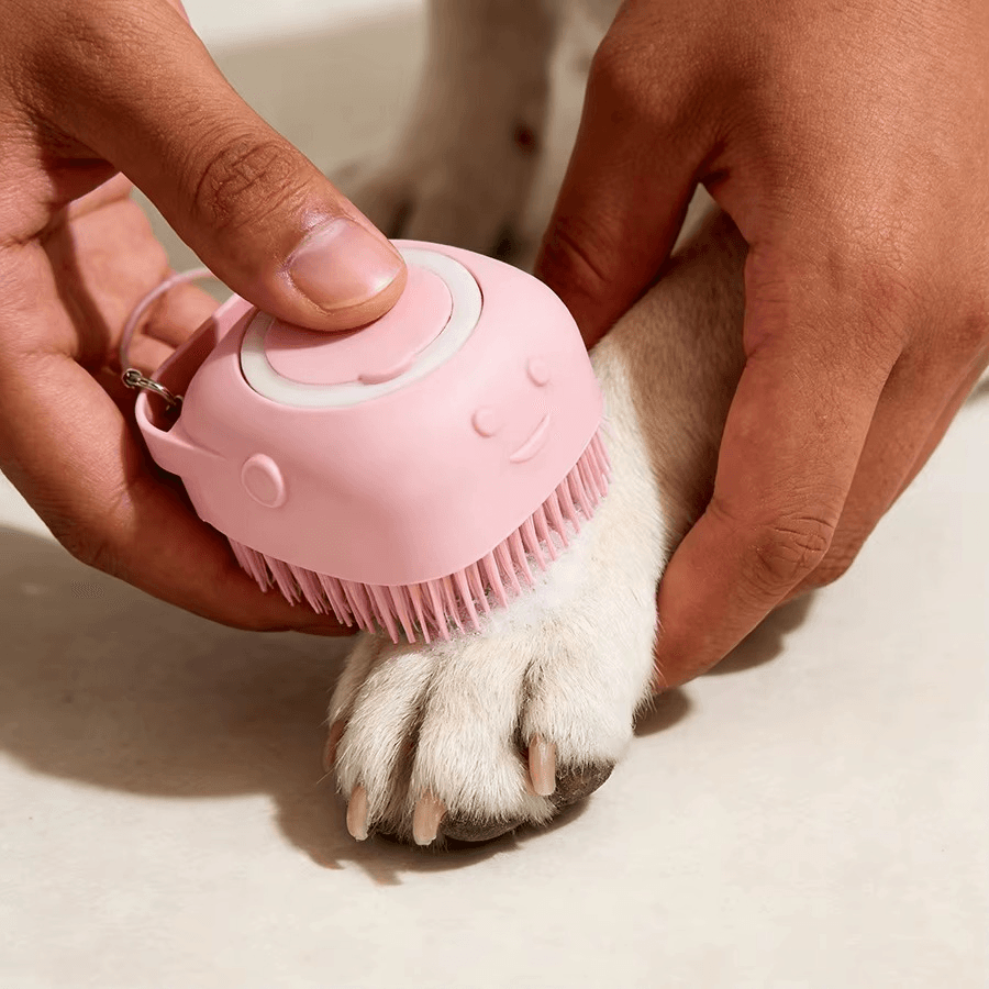 CleanPaw™ Shower Brush